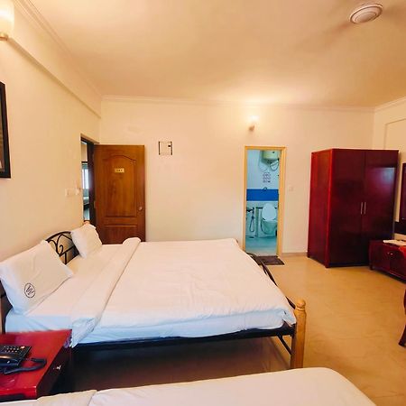 Kings Suites Palace Grounds Bangalore Bagian luar foto